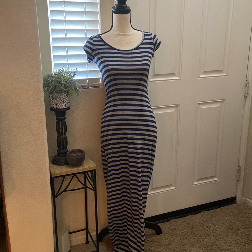 Rue 21 Maxi Dress